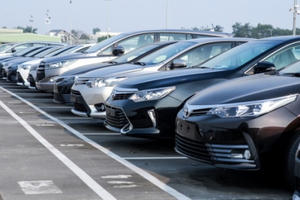 Ảnh hưởng đại dịch Covid-19: Thị trường ô tô “lao dốc” trong tháng 4
