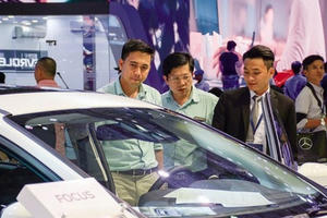 Năm 2020, 2,4 triệu xe có nguy cơ thành phế liệu, ô tô cũ - mới đua nhau hạ giá Năm 2020, 2,4 triệu xe có nguy cơ thành phế liệu, ô tô cũ - mới đua nhau hạ giá