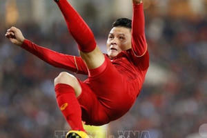 Hòa 0 - 0 với ‘đại kình địch’ Thái Lan, Việt Nam vững vàng ở ngôi đầu bảng Hòa 0 - 0 với ‘đại kình địch’ Thái Lan, Việt Nam vững vàng ở ngôi đầu bảng