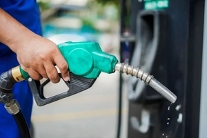 Giá xăng dầu ngày 5/3 có thể tăng hơn 3.000 đồng/lít