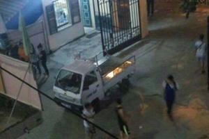 Hà Nội: Nghi án chia tay đòi lại quà, nam thanh niên bị bạn gái cũ chém rách đầu