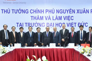 Thủ tướng Nguyễn Xuân Phúc làm việc với Đại học Việt Đức