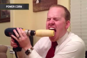 [Clip]: TOP 10 cách ăn ấn tượng nhất mạng xã hội