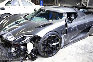 Từ vụ siêu xe “hụt” bảo hiểm: Lưu ý với khách hàng khi mua bảo hiểm