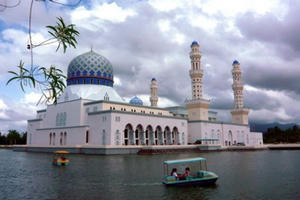 Malaysia thu thuế du lịch