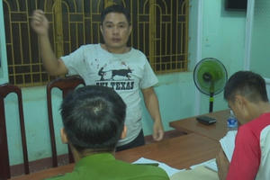 Cán bộ phòng Kinh tế ở Đắk Lắk đâm chết người ở quán karaoke