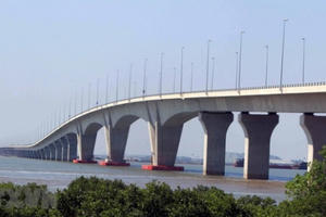 Cận cảnh cầu vượt biển dài nhất Việt Nam tại Hải Phòng