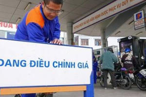 Xăng dầu lại đồng loạt tăng giá mạnh kể từ 15h hôm nay