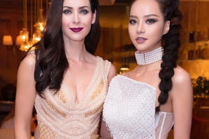 Kiều Ngân tự tin đọ sắc với Hoa hậu hoàn vũ Thế giới 2005