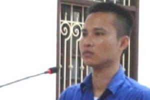 Ham tiền, bán cả bạn gái Ham tiền, bán cả bạn gái