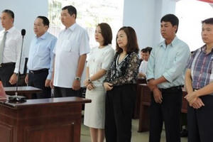 Làm giàu từ đất