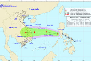 Áp thấp nhiệt đới trên biển Đông đi vào khu vực miền Trung