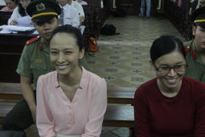 Mẹ Hoa hậu Phương Nga: “Đêm nay sẽ là một đêm trắng vì hạnh phúc!”