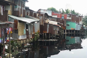 Người dân sống khốn khổ trên dự án treo hàng chục năm tại TP HCM