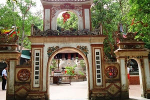 Bài học quản lý tiền công đức