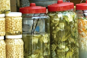 Những ai nên tránh xa dưa, cà muối?