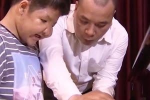 Nước mắt và nụ cười của người thầy trong những lớp học đặc biệt