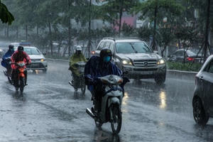 Dự báo thời tiết ngày 24/4: Hà Nội cùng khu vực Bắc Bộ tiếp tục mưa rét