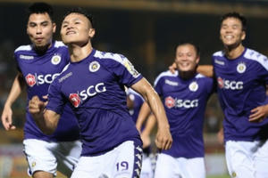 Ngày hội bóng đá Thủ đô tại SVĐ Hàng Đẫy: Tặng 100 quả bóng có chữ ký Quang Hải, Duy Mạnh… cho người hâm mộ