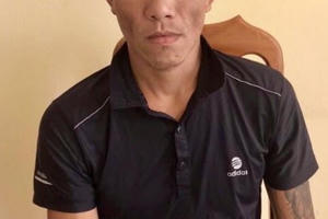 Quảng Bình: Đối tượng xăm trổ bị truy nã về hành vi tàng trữ ma tuý ra đầu thú