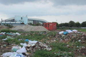 Dự án Khu liên hợp thể thao quốc gia bị ngập ngụa bởi phế thải xây dựng