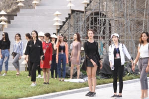 Hậu trường lễ hội Festival áo dài Hà Nội 2016 Hậu trường lễ hội Festival áo dài Hà Nội 2016