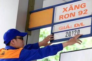Dừng bán xăng RON 92 từ 15/12