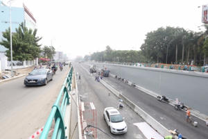 Hầm chui Điện Biên Phủ nhộn nhịp sát ngày thông tuyến đón chào APEC