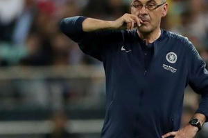 HLV Sarri chính thức chia tay Chelsea, cập bến đến Juventus