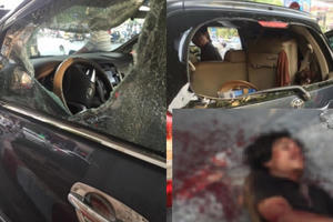 Hà Nội: Phát hoảng với thanh niên nghi ngáo đã đập phá ô tô, đánh tài xế trọng thương