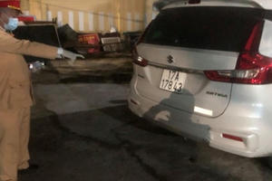 Đà Nẵng: Bắt xe ô tô chở 4 người Trung Quốc nhập cảnh trái phép vào Việt Nam