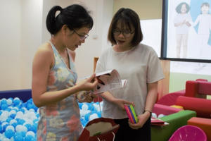 Làm gì để con “cai nghiện” smartphone, tự tin khám phá bản thân?