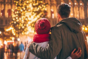 “Chuông vang lên, chuông giáo đường vang lên”...