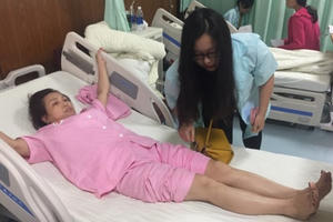 Bệnh nhân chân dài, chân ngắn sau phẫu thuật thay khớp háng