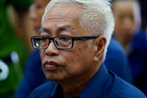 Đại án ngân hàng Đông Á giai đoạn 2: Triệu tập hàng trăm người