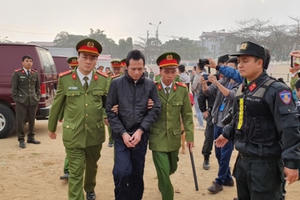 "Chạm mặt" 8 ác nhân trong phiên Tòa xét xử kỳ án "cô gái giao gà"