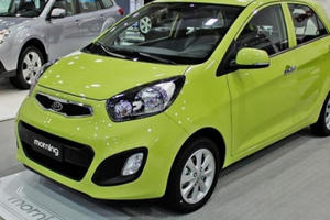 Kia Morning giảm nhẹ, tiếp tục cạnh tranh ở phân khúc xe giá rẻ