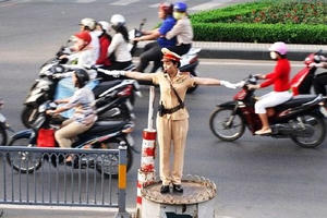 Hoàn thiện pháp luật để bảo đảm an toàn giao thông