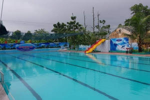 Sân bóng, bể bơi tại Trung tâm Minh Tâm đã dừng hoạt động, trách nhiệm của huyện Thạch Thất ở đâu?