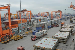 Tin kinh tế 7AM: Kim ngạch xuất nhập khẩu vượt mốc 200 tỷ USD; 3 tháng đầu năm 2021, Vietravel lỗ gần 73 tỷ đồng