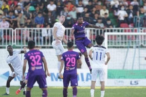 HAGL và nỗi lòng HLV Park Hang Seo với quân bầu Đức