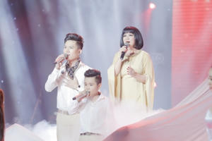 Chung kết 1 Giọng hát Việt 2017: Thu Minh sống lại những ngày tháng hát chung sân khấu cùng ca sĩ Cẩm Vân