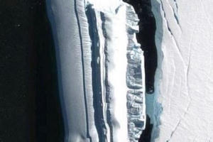 Phát hiện 'căn cứ người ngoài hành tinh' ở Nam Cực?