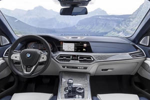 Nguyên nhân điều hòa ôtô có mùi hôi và cách khắc phục