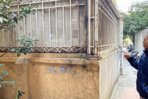 Mặc người dân 18 năm đội đơn kêu cứu, UBND phường Ô Chợ Dừa xử lý sai phạm trên giấy để cho tồn tại?