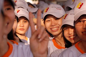 Tháo 'chốt' cho phụ nữ