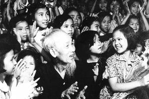 Hà Nội trong lần đầu kỷ niệm sinh nhật Bác