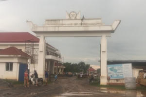 Bình Dương: Xe múc lùi trúng người phụ nữ tại công trình xây dựng