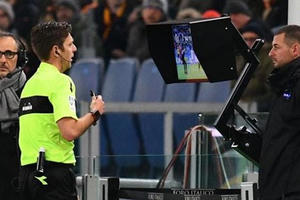 Công nghệ VAR sử dụng trong World Cup 2018 là gì?