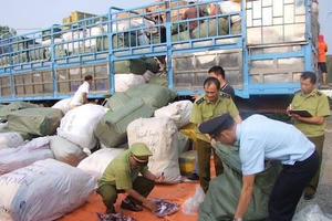 Bộ trưởng Công Thương: Hàng giả, hàng kém chất lượng còn tương đối phổ biến ở Việt Nam Bộ trưởng Công Thương: Hàng giả, hàng kém chất lượng còn tương đối phổ biến ở Việt Nam